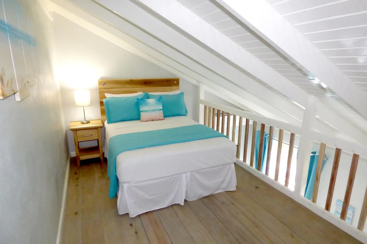 Daire Beach Two Bedroom Loft Suite C29 Ocho Rios